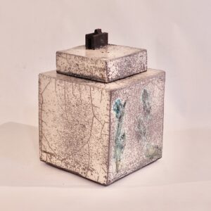 "Rakudoos" - 15x15x15 cm - Anke de Jong