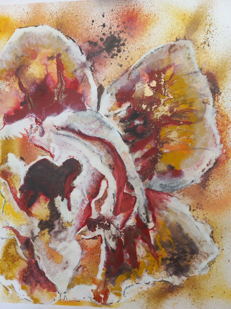 "Openbloeien" - papier op board - gesso, acryl, bister en goudpoeder - 40x50 cm - Liesbeth Overdijk